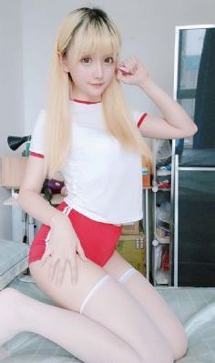 阁楼里的情人完整版_1080免费全集观看